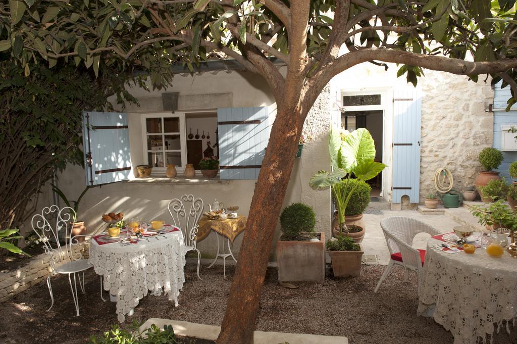 La Maison Du Peintre En Provence Mallemort Esterno foto